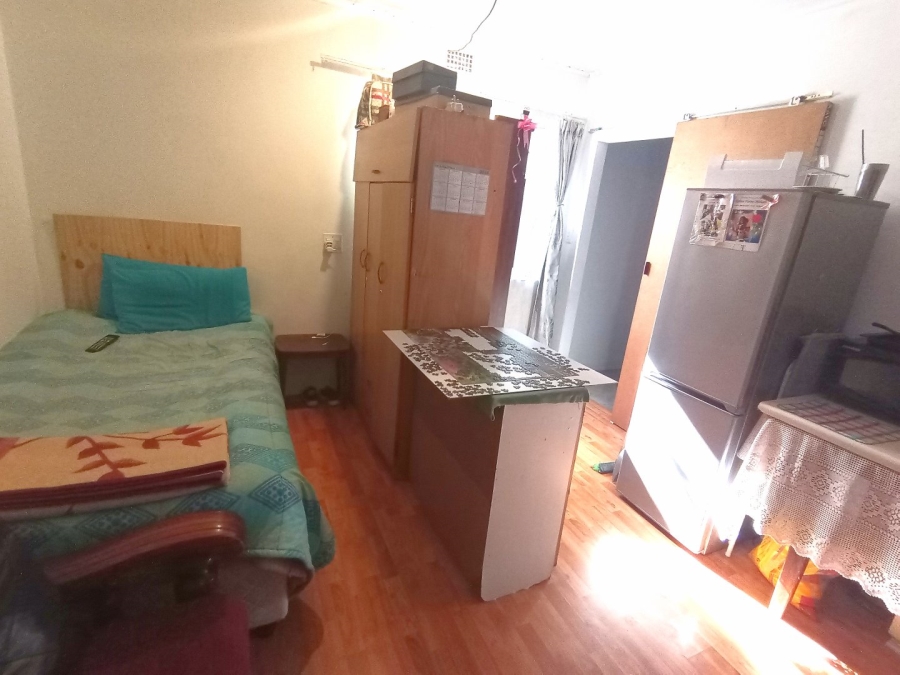 11 Bedroom Property for Sale in Ravensmead Western Cape